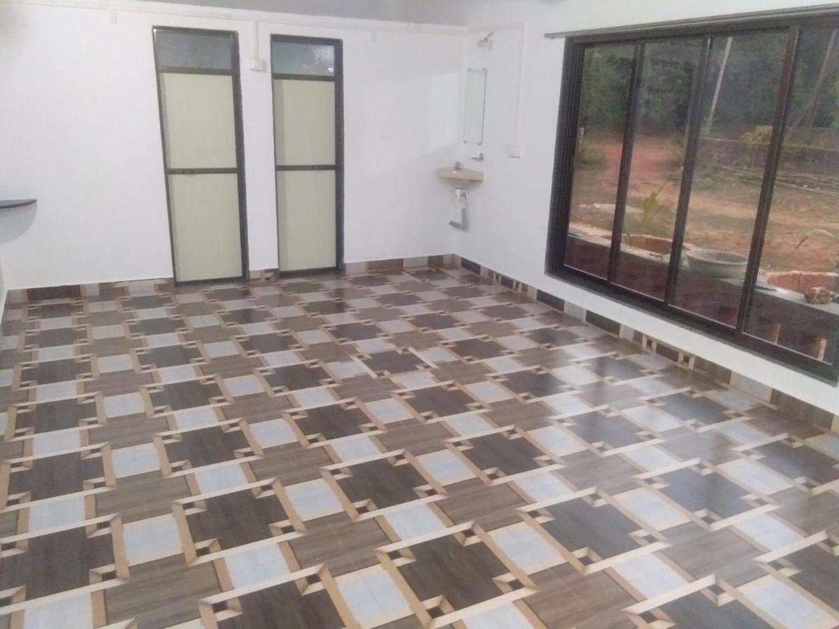 Chintamani Beach House Hotell Mālvan Eksteriør bilde